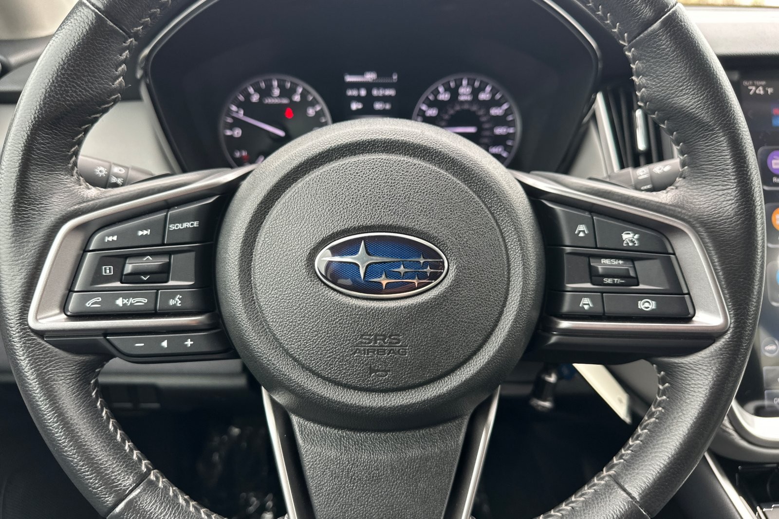 Used 2023 ICE SILVER Subaru Premium CVT image 21