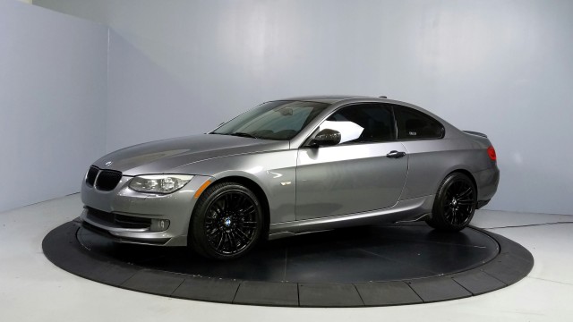 2011 BMW 3 Series 335i xDrive 3