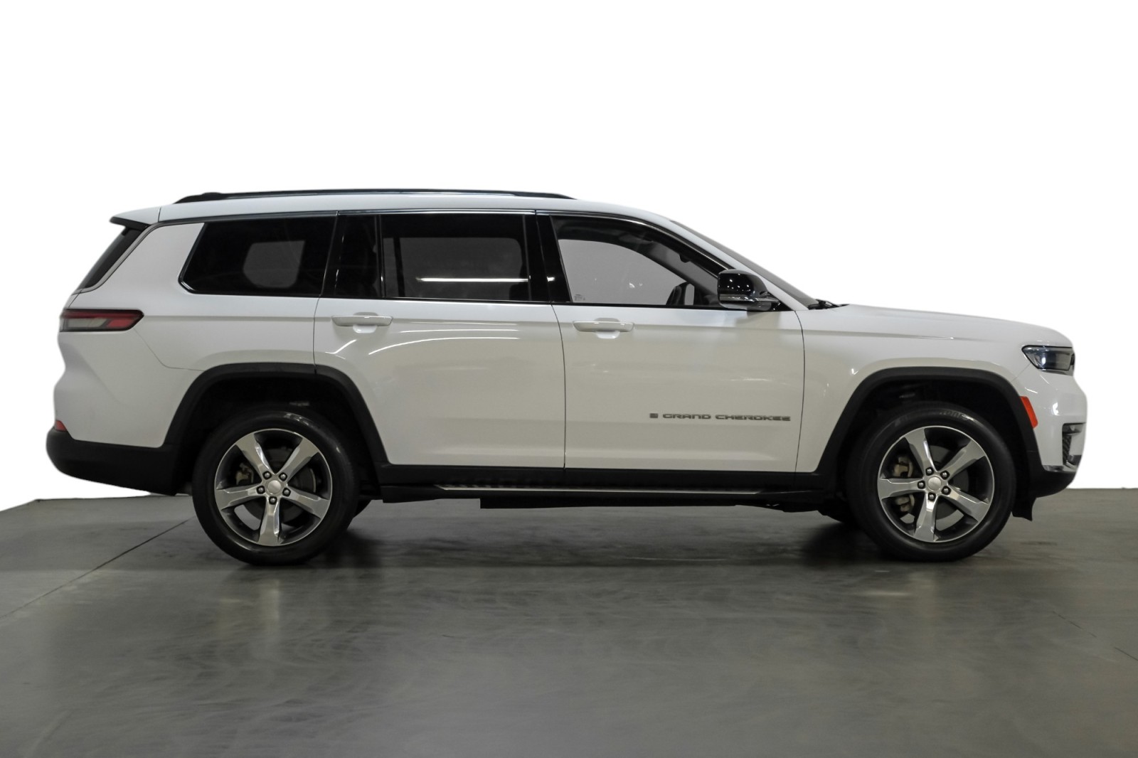 2021 Jeep Grand Cherokee L Limited 4x4 UconnectNav PanoRoof 20Alloys SideSteps 3rdRowSeat 6