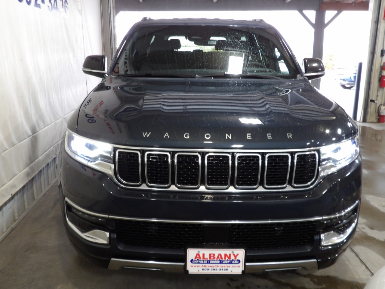 View vehicle photo 2