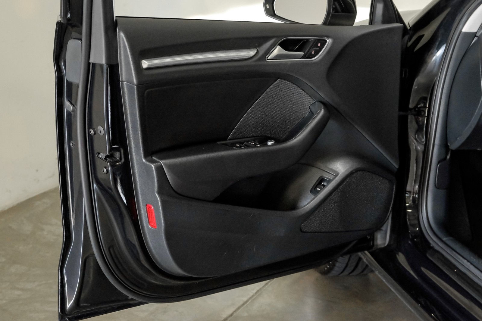 2015 Audi A3 1.8T Premium ColdWthrPkg AluminumStylePkg Navigati 41