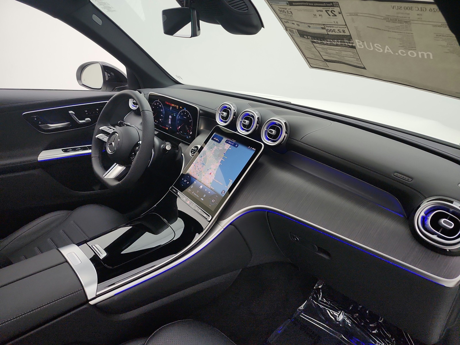 New 2026 Polar White Mercedes-Benz GLC 300 image 14