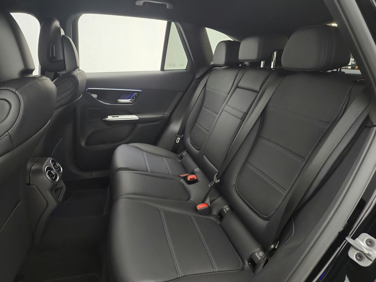 New 2026 Black Mercedes-Benz GLC 300 image 11