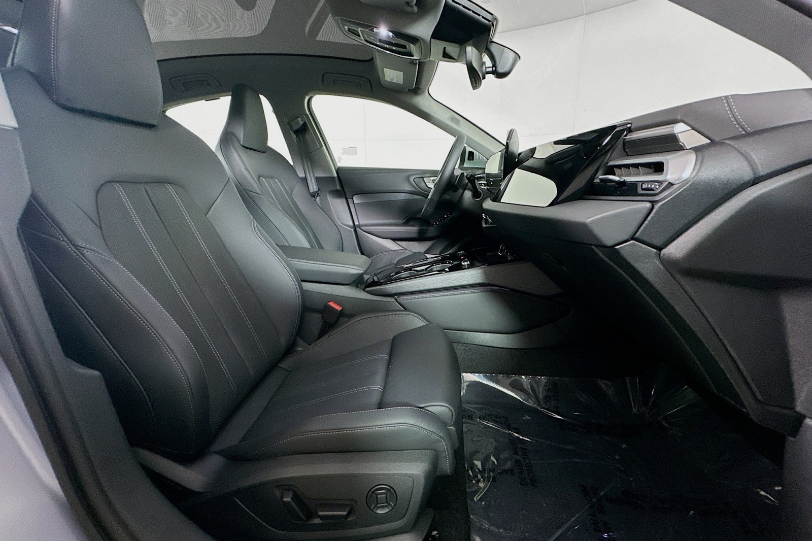 New 2025 Florett Silver Metallic Audi Premium Plus image 8