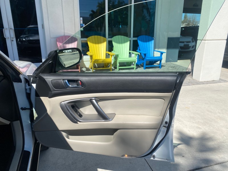 2009 Subaru Outback Special Edition LOW MILES 68,114 in ,