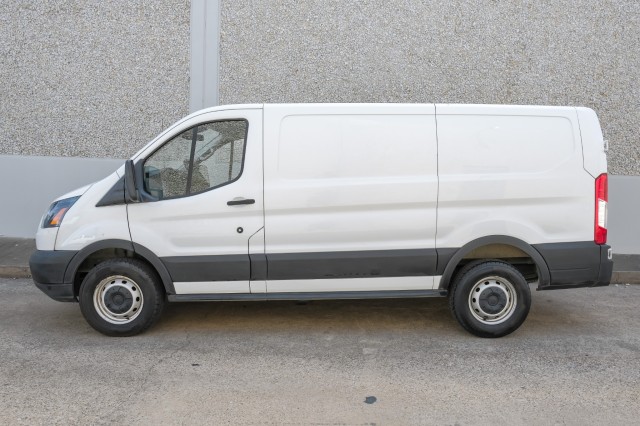 2019 Ford Transit Van  14