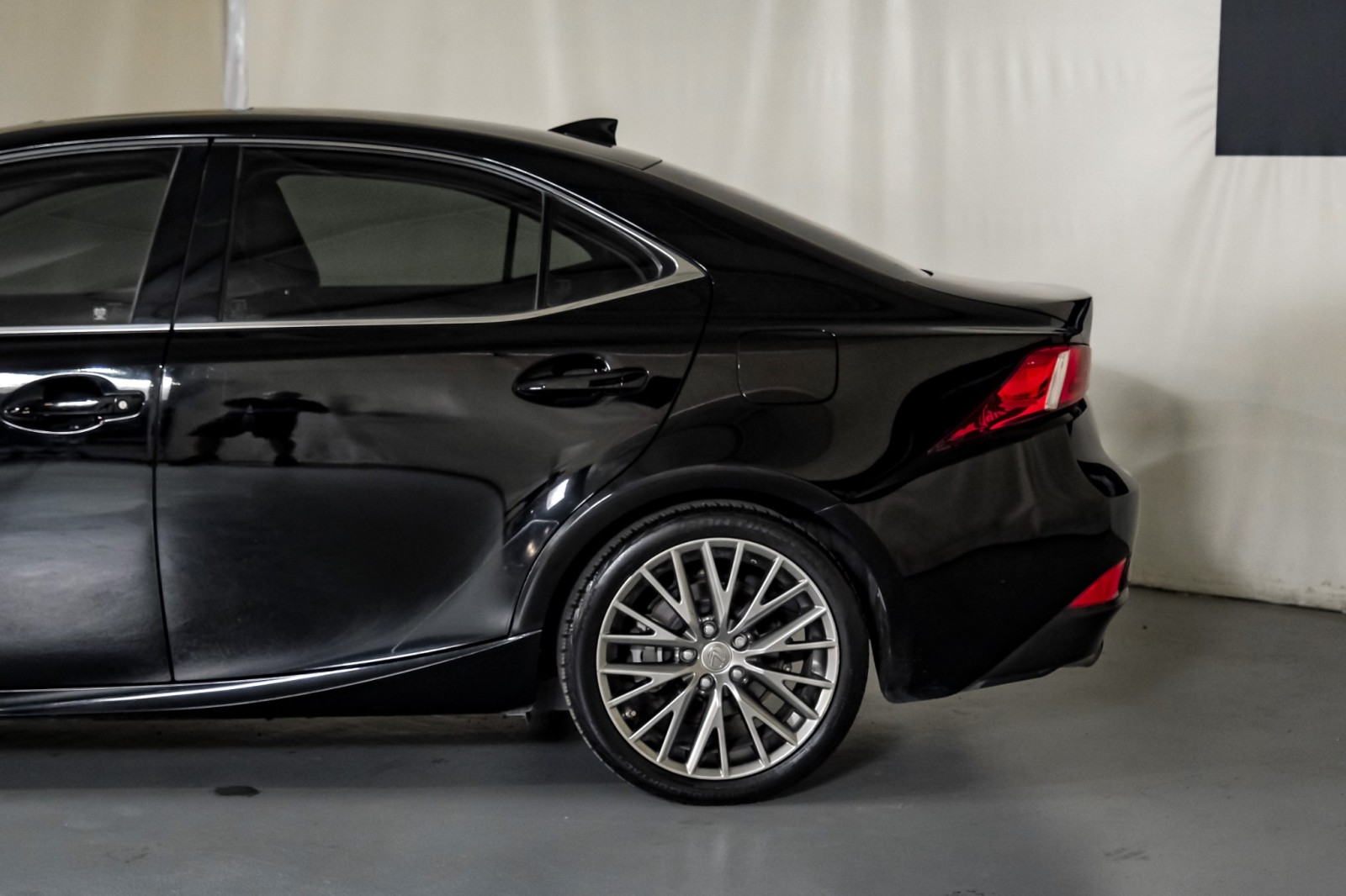 2015 Lexus IS 250  10