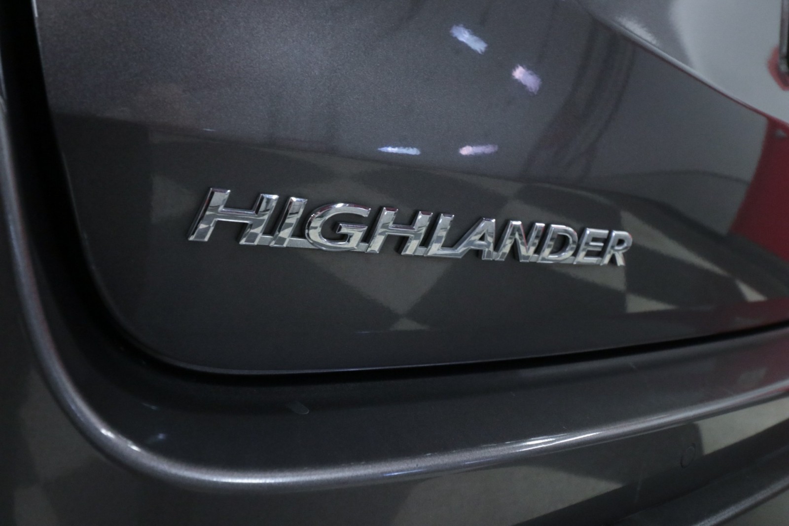 Used Car 2019 Toyota Highlander  Limited Platinum For Sale Under $30,000 In Austin, Texas