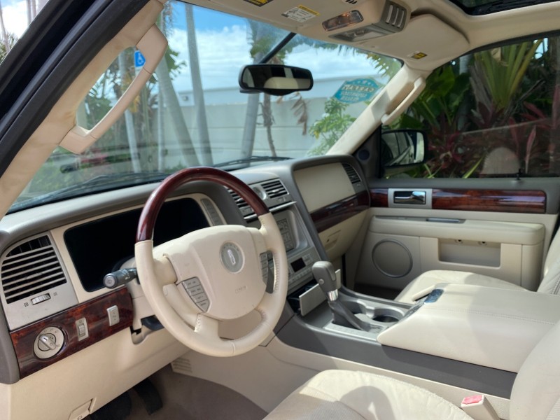 2004 Lincoln Navigator LOW MILES 67,511 SUNROOF in ,
