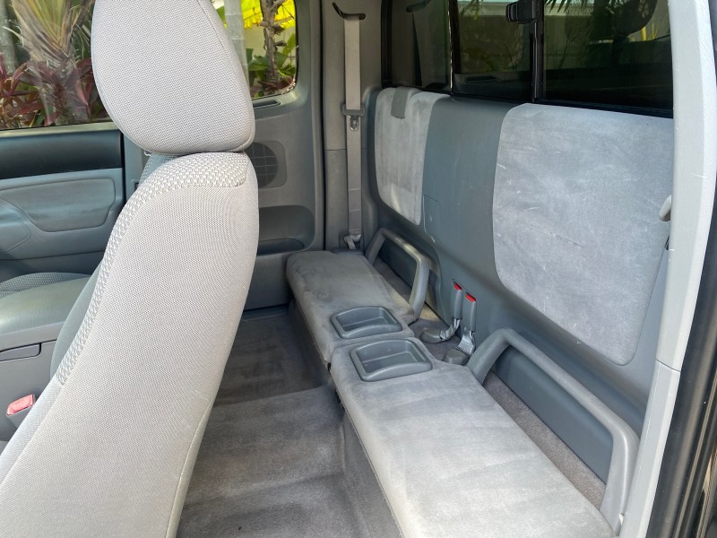 2007 Toyota Tacoma 4 DR CAMPER TOP LOW MILES 52,954 in , 