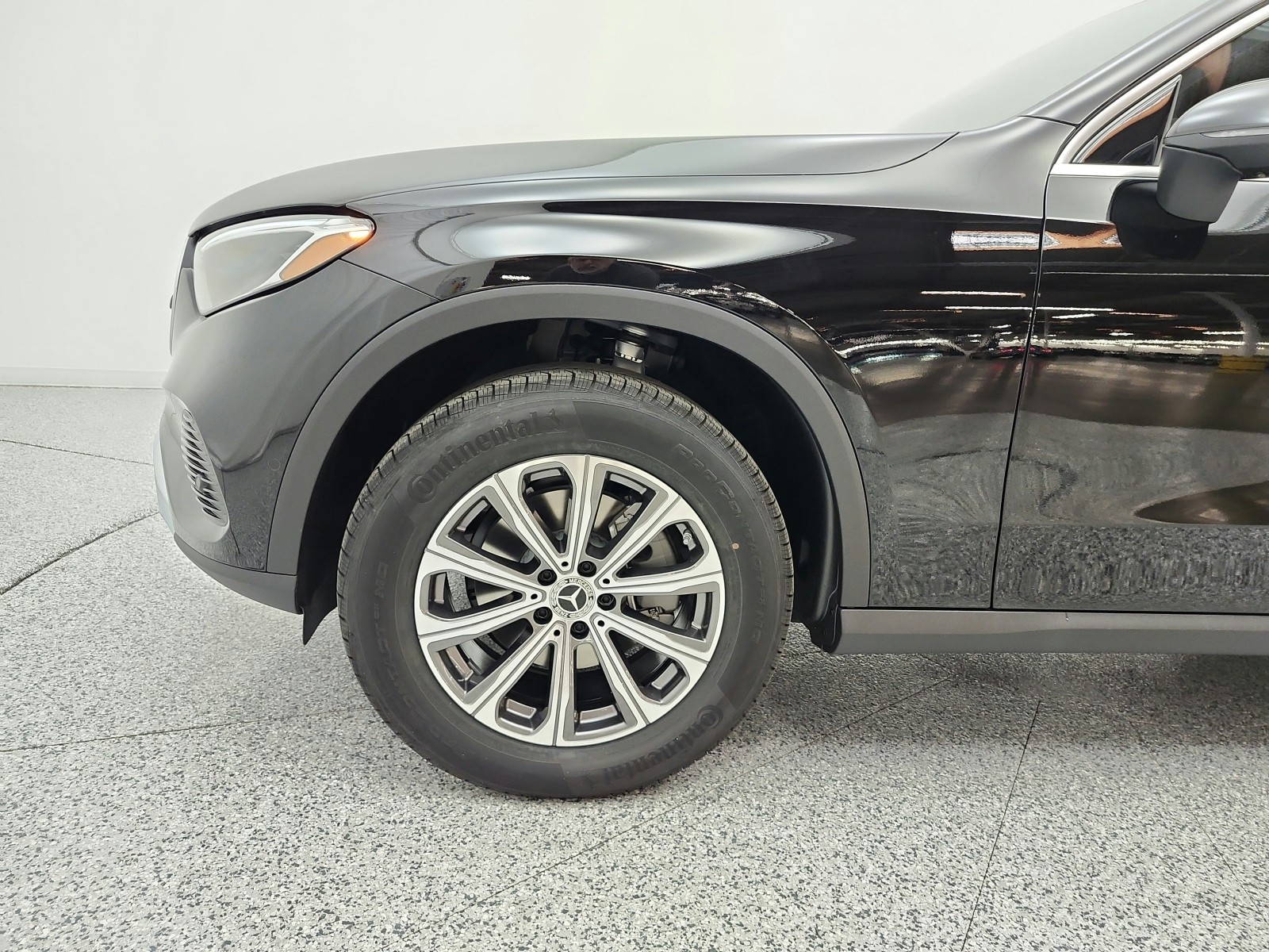 New 2027 Black Mercedes-Benz GLC 300 SUV image 15