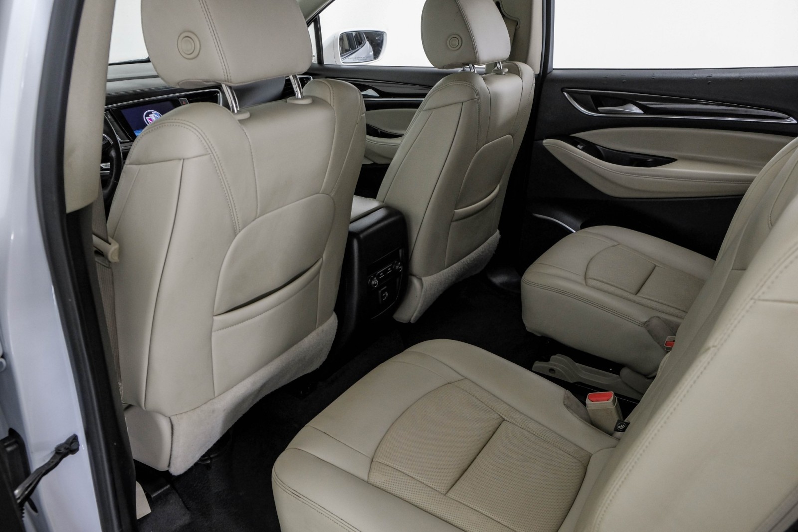 2020 Buick Enclave ESSENCE BLIND SPOT ASSIST LEATHER HEATED SEATS REA 41