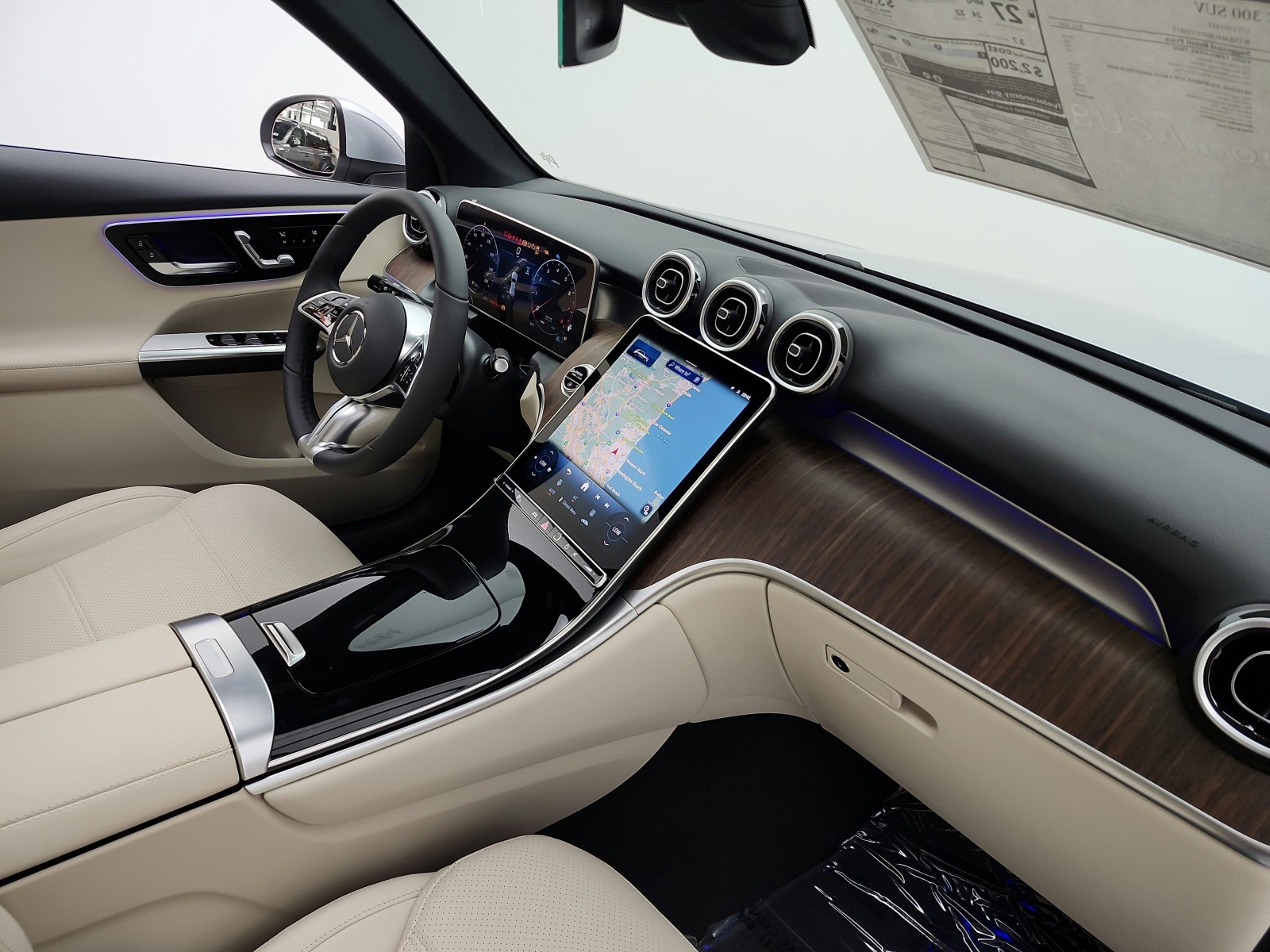 New 2027 Cirrus Silver Metallic Mercedes-Benz GLC 300 SUV image 14