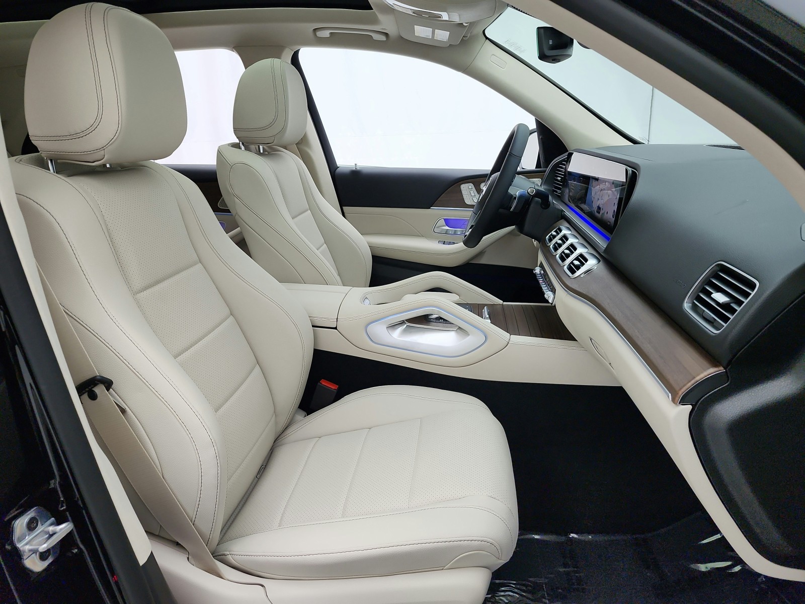 New 2026 Black Mercedes-Benz GLE 350 4MATIC® SUV image 14