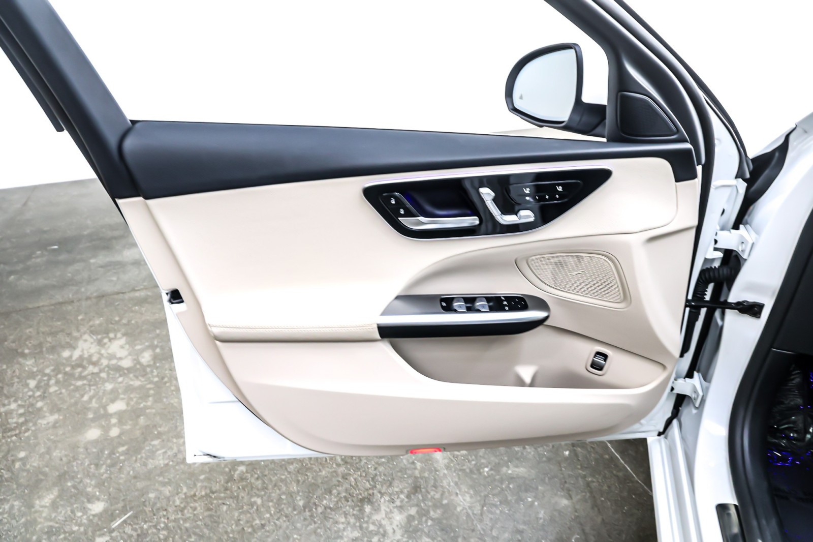 Certified Used 2025 Polar White Mercedes-Benz C 300 Sedan image 23