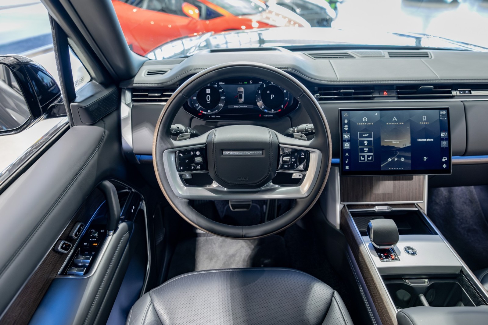 Used Car 2025 Land Rover Range Rover  Autobiography For Sale Under $170,000 In Boerne, Texas