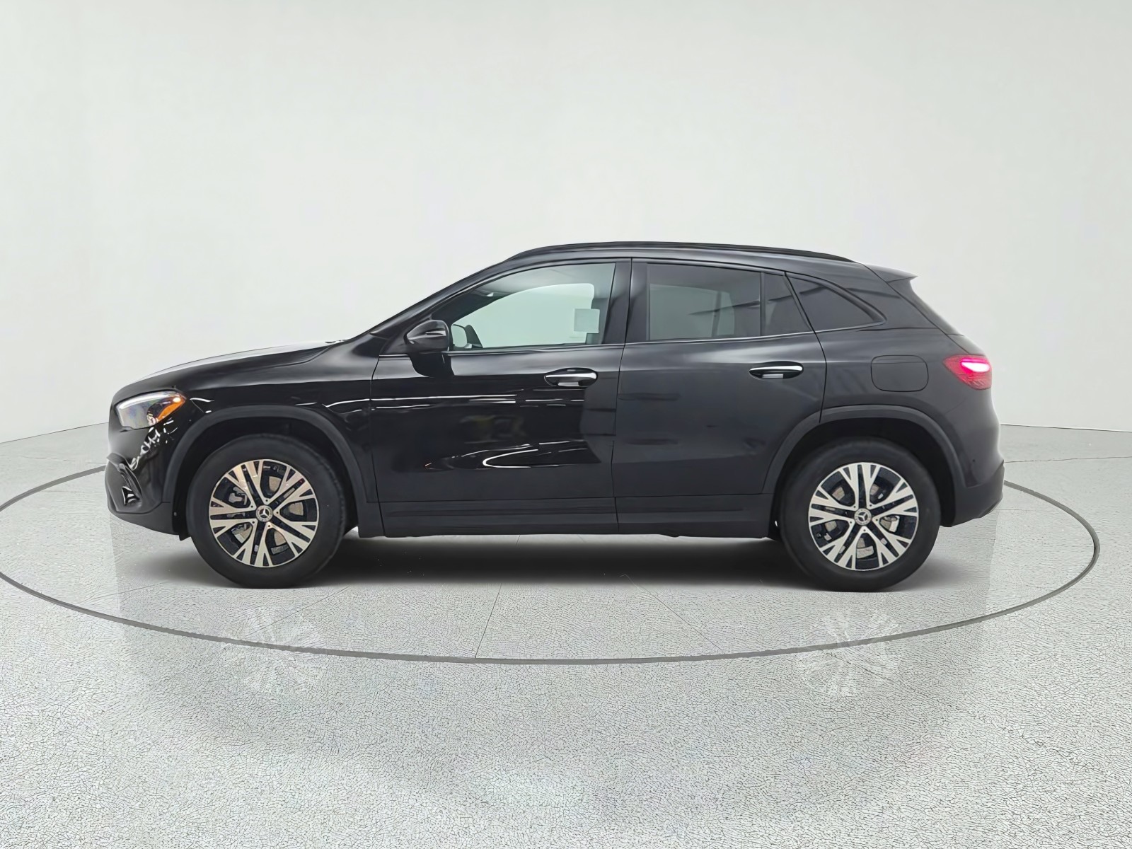 New 2026 Night Black Mercedes-Benz GLA 250 SUV image 8
