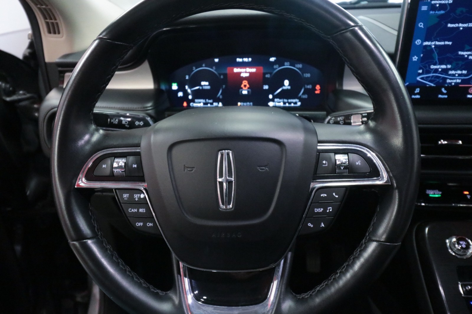 Used Car 2021 Lincoln Nautilus  Standard For Sale Under $30,000 In Austin, Texas