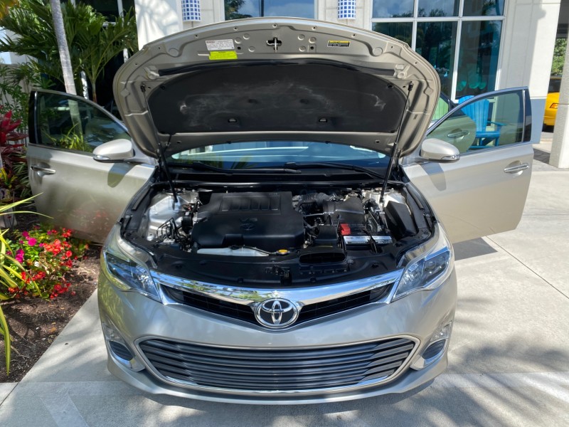 2013 Toyota Avalon XLE Premium LOW MILES 56,196 in , 