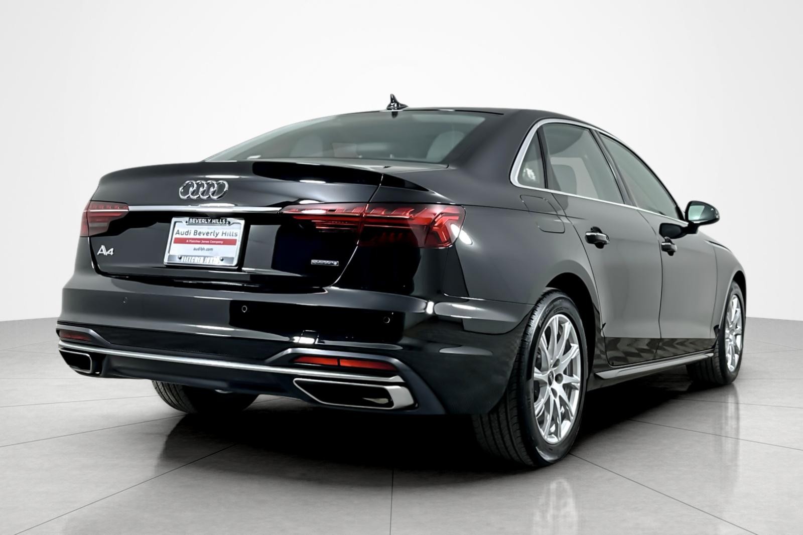 Used 2023 Brilliant Black Audi Premium 40 TFSI quattro image 5
