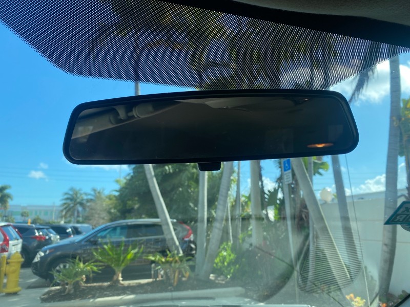 2006 Dodge Caravan SXT LOW MILES 28,367 1 OWNER HANDICAP LIFT in , 