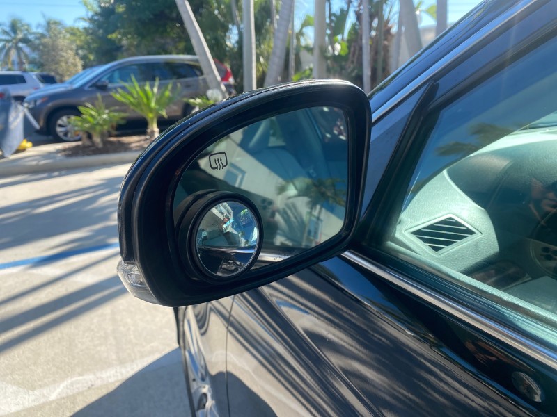 2011 Toyota Avalon Limited LOW MILES 80,879 in ,