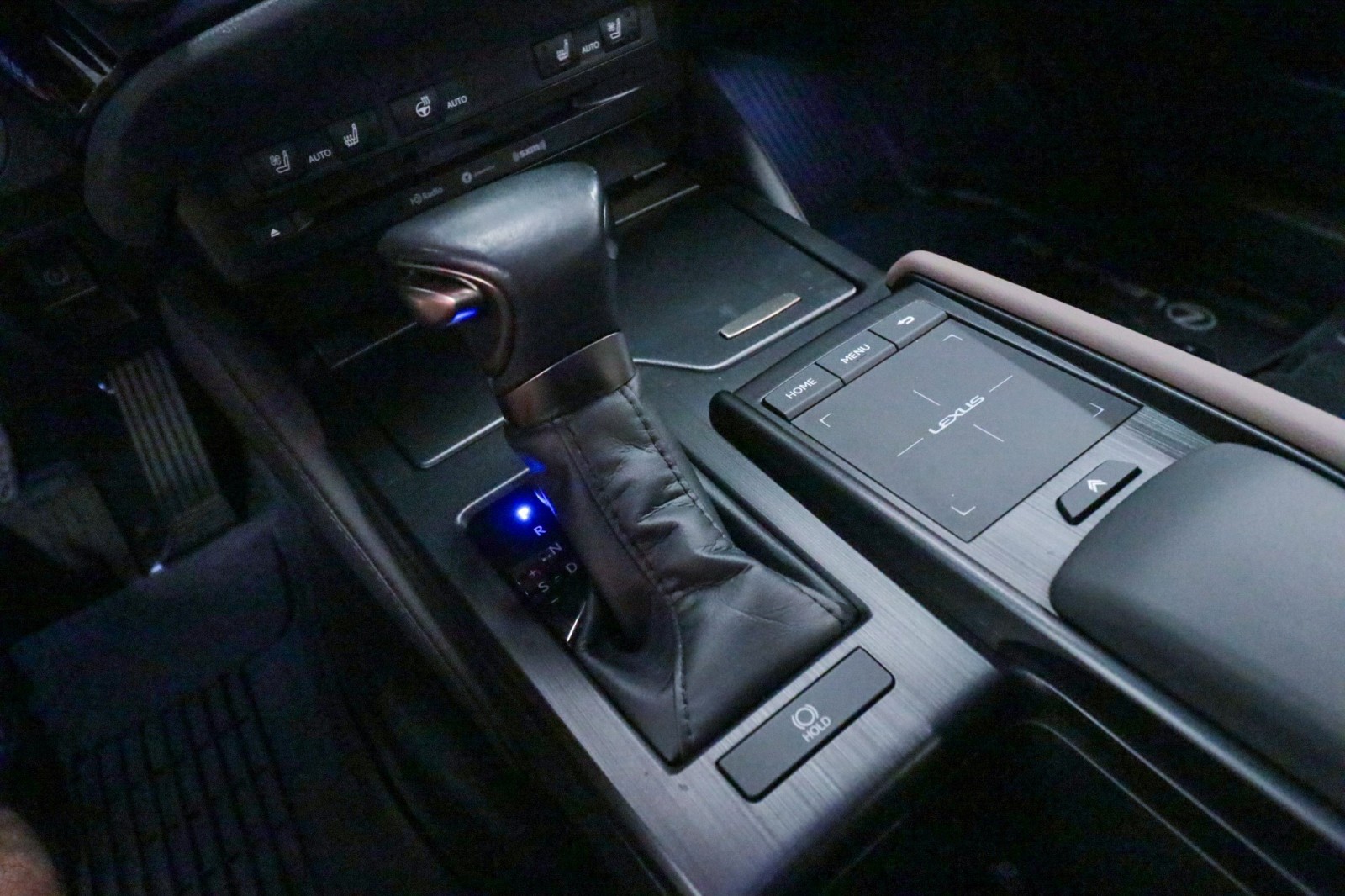 Used Car 2022 Lexus Es  Es 350 For Sale Under $40,000 In Austin, Texas