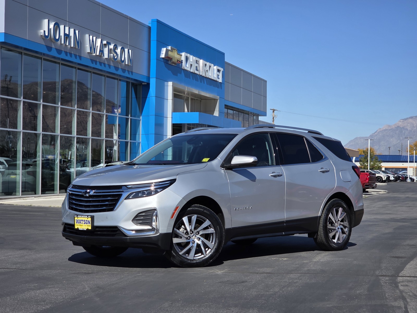  2022 Chevrolet Equinox Premier AWD with 1LZ   
