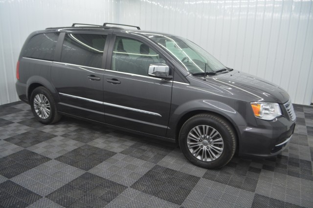 Used 2016 Chrysler Town  and  Country Touring-L Minivan/Van for sale in Geneva NY