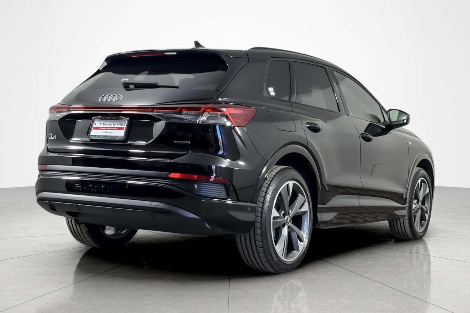 Certified Used 2024 Mythos Black Metallic Audi Prestige 50 quattro image 5