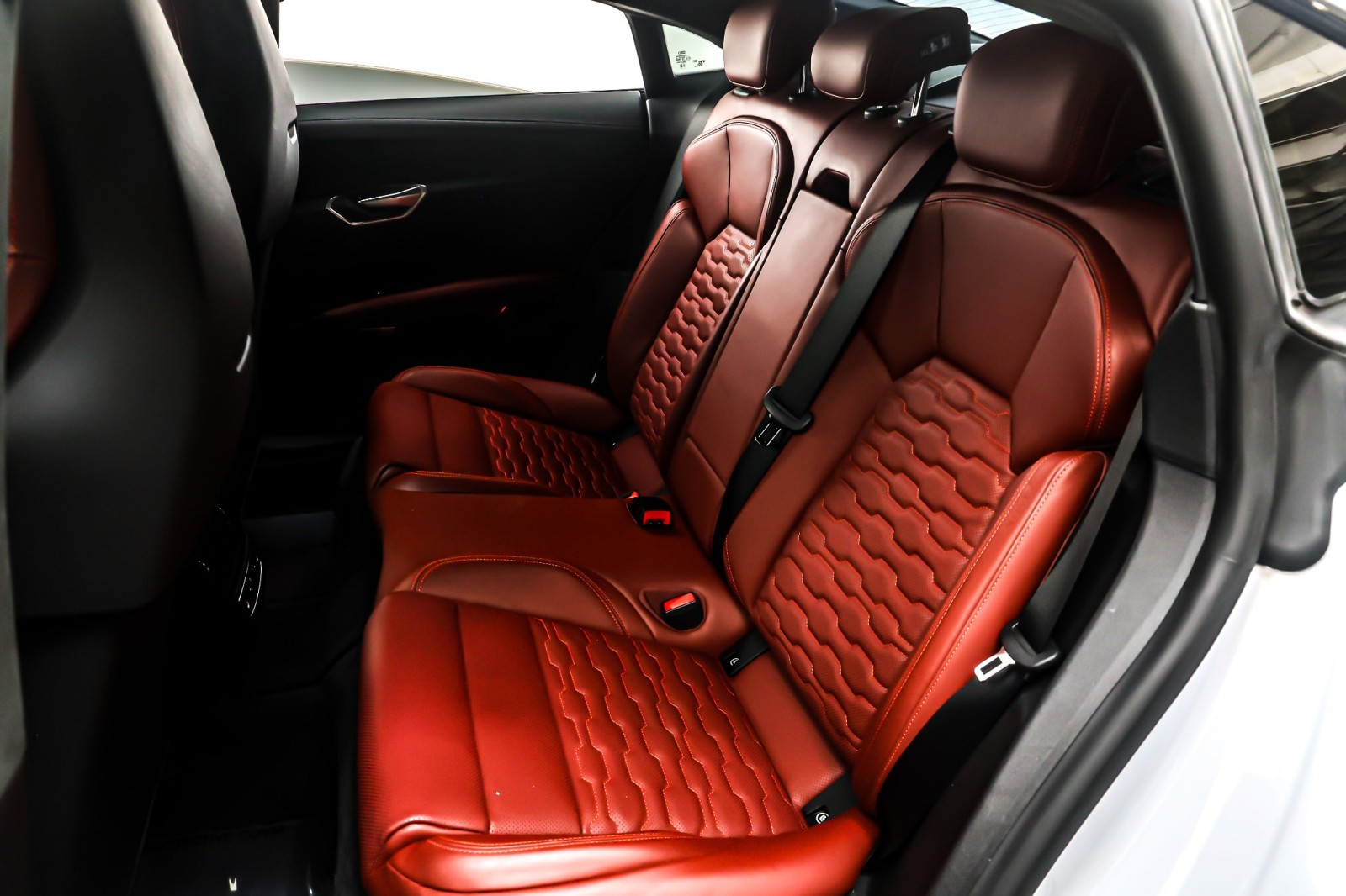 Used 2024 Suzuka Gray Metallic Audi Prestige quattro image 9