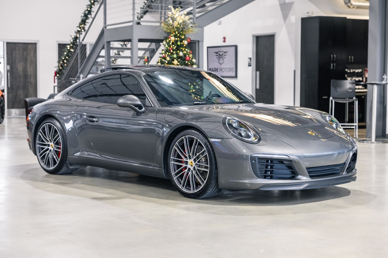 Used Car 2019 Porsche 911  Carrera S - Sport Chrono Package - Sport Exhaust - Bose Surround Sound For Sale Under $130,000 In Boerne, Texas