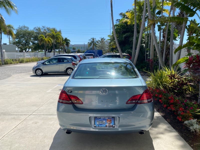2008 Toyota Avalon XL  SUNROOF 1 OWNER LOW MILES 39,358 in , 