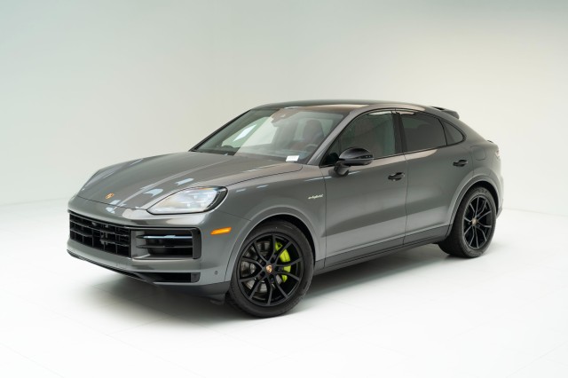 2025  Cayenne E-Hybrid Coupe in , 
