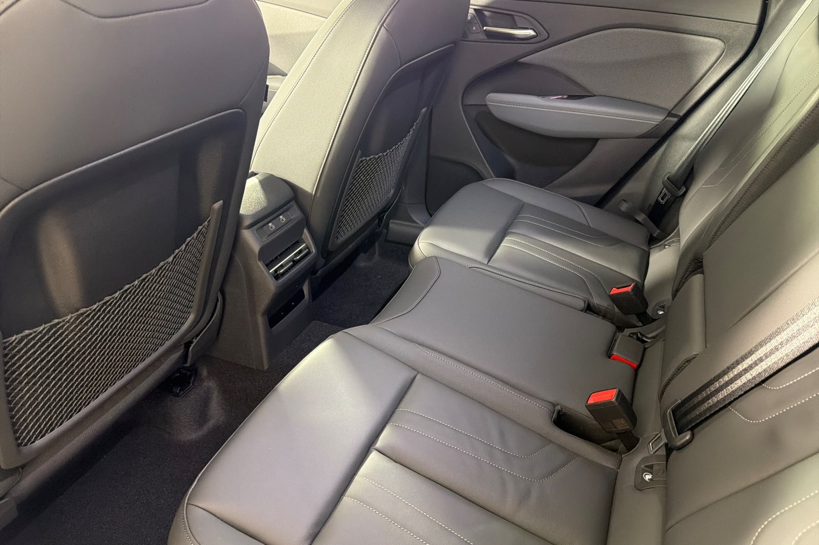 New 2026 Arkona White Audi S line quattro image 11