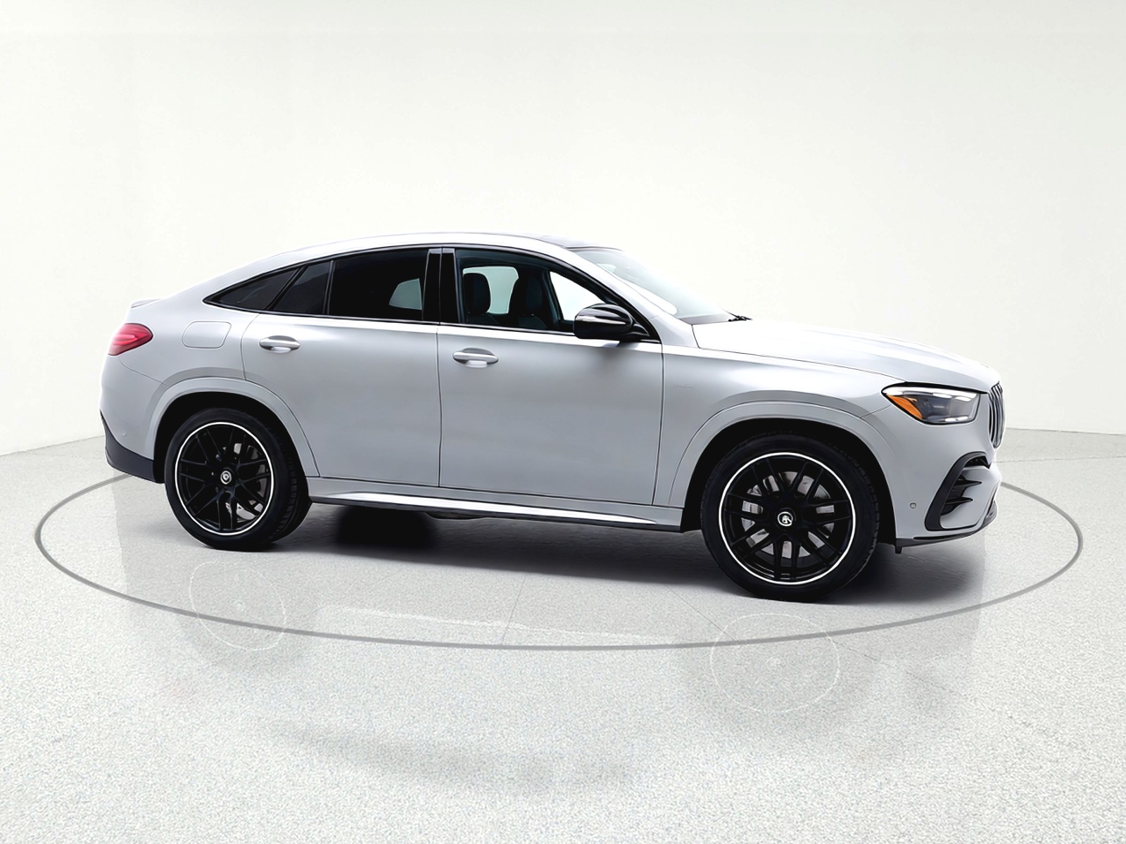 New 2026 MANUFAKTUR Alpine Grey Mercedes-Benz AMG® GLE 53 image 10