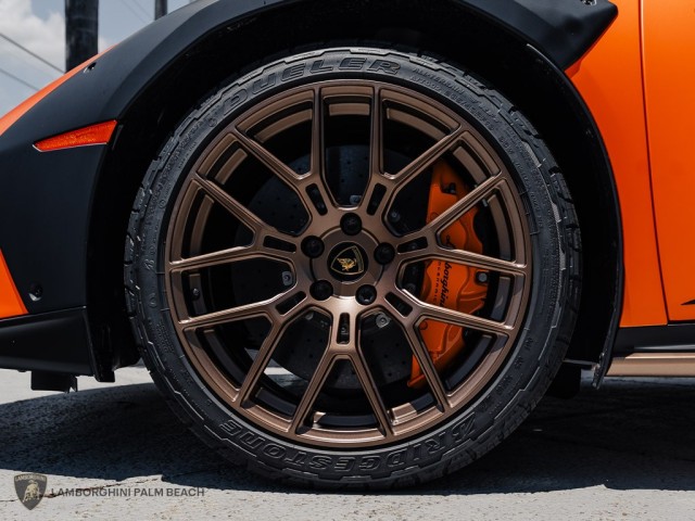Lamborghini Huracan Sterrato