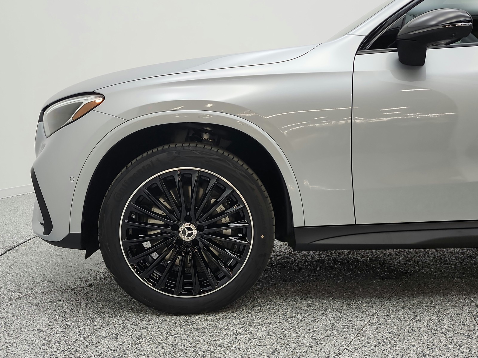 New 2026 Cirrus Silver Metallic Mercedes-Benz GLC 300 image 15