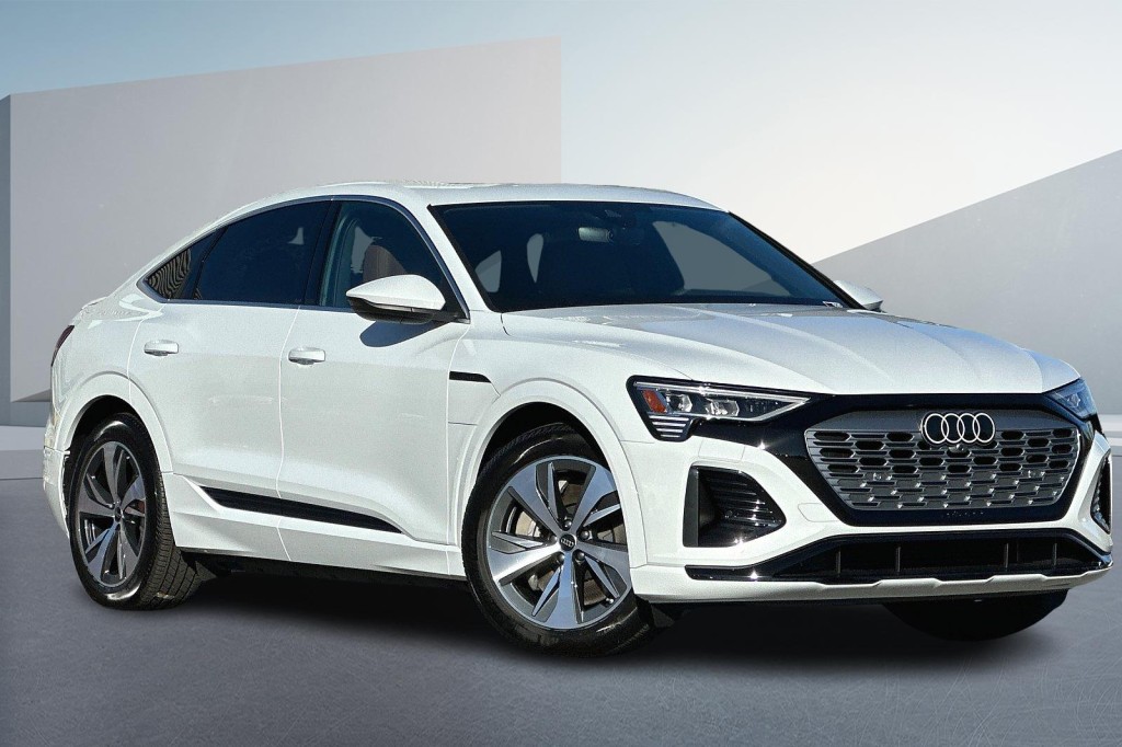 New 2024 Audi Q8 etron Sportback S line Premium quattro SUV in Fremont