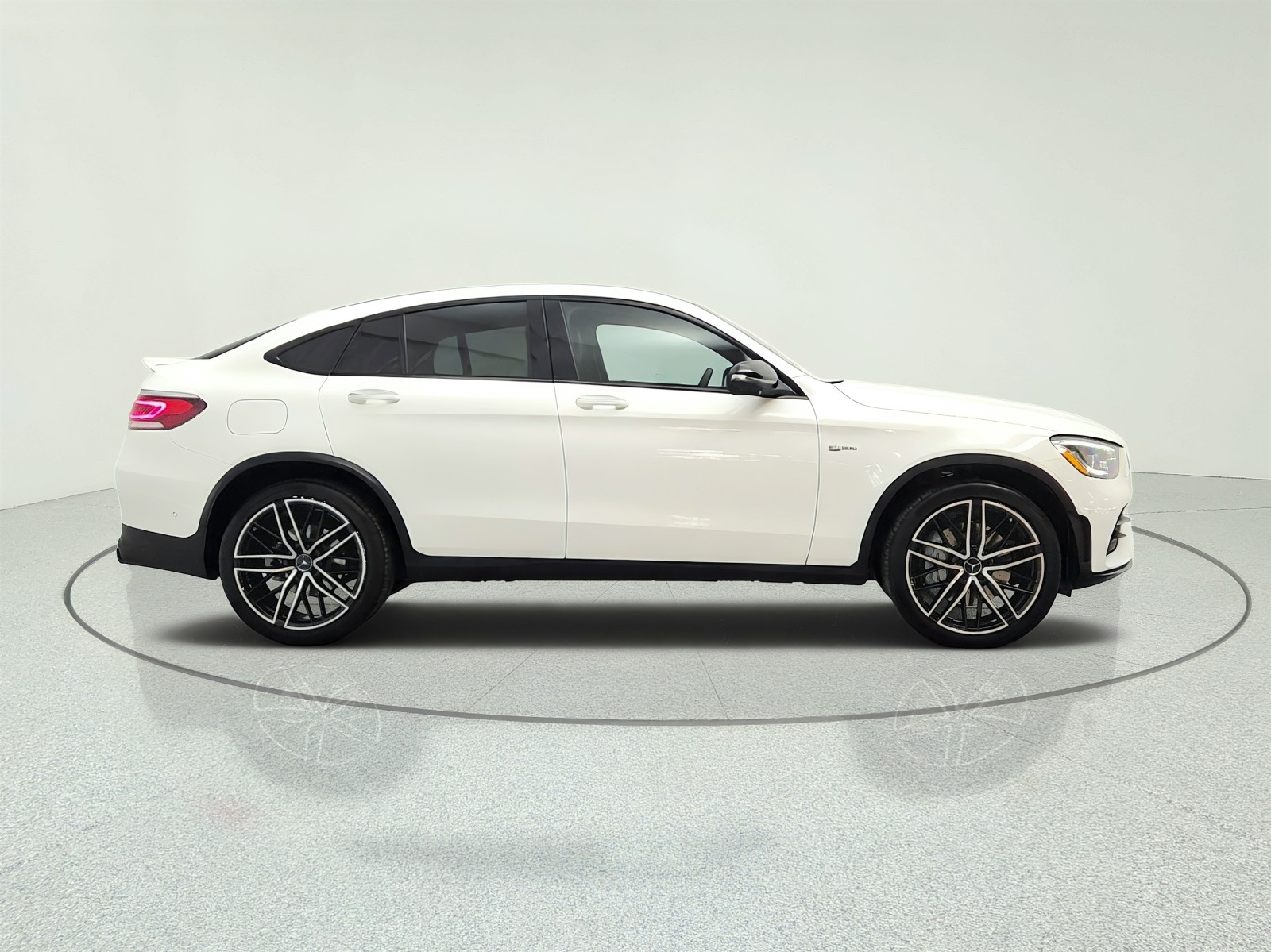 Used 2023 Polar White Mercedes-Benz AMG® GLC 43 4MATIC Coupe image 4