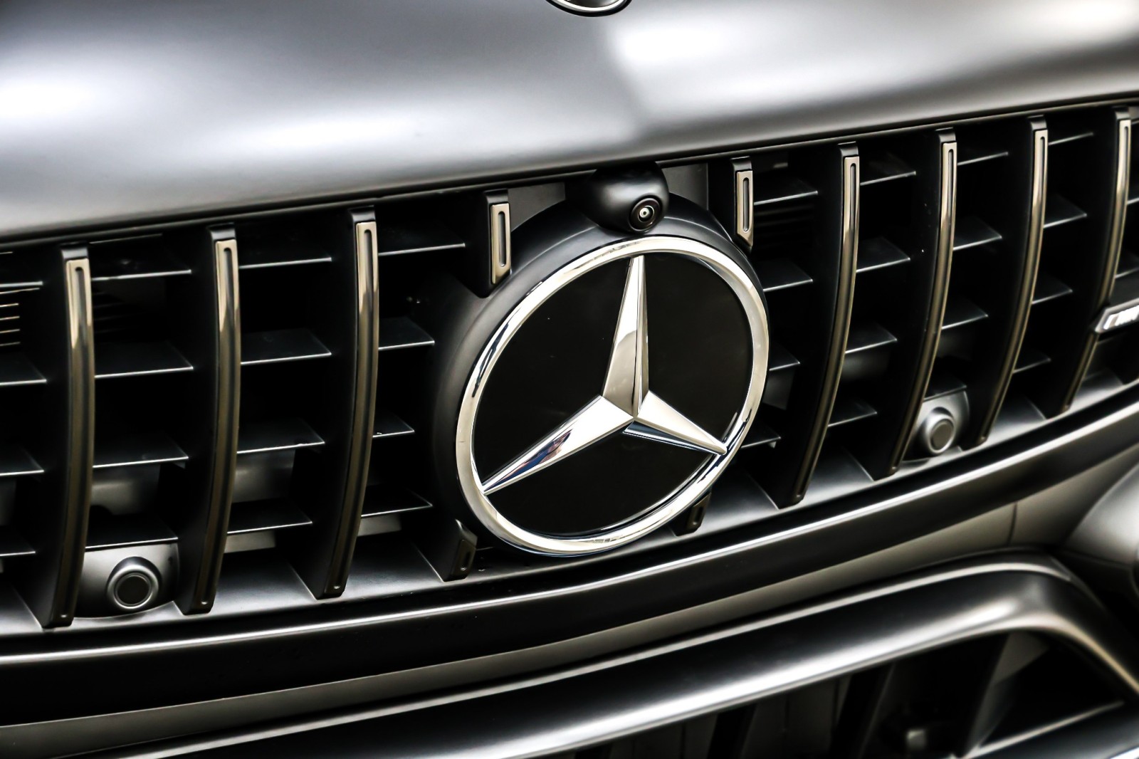 New 2026 MANUFAKTUR Graphite Grey Magno Mercedes-Benz AMG® C 63 S E Performance Sedan image 13