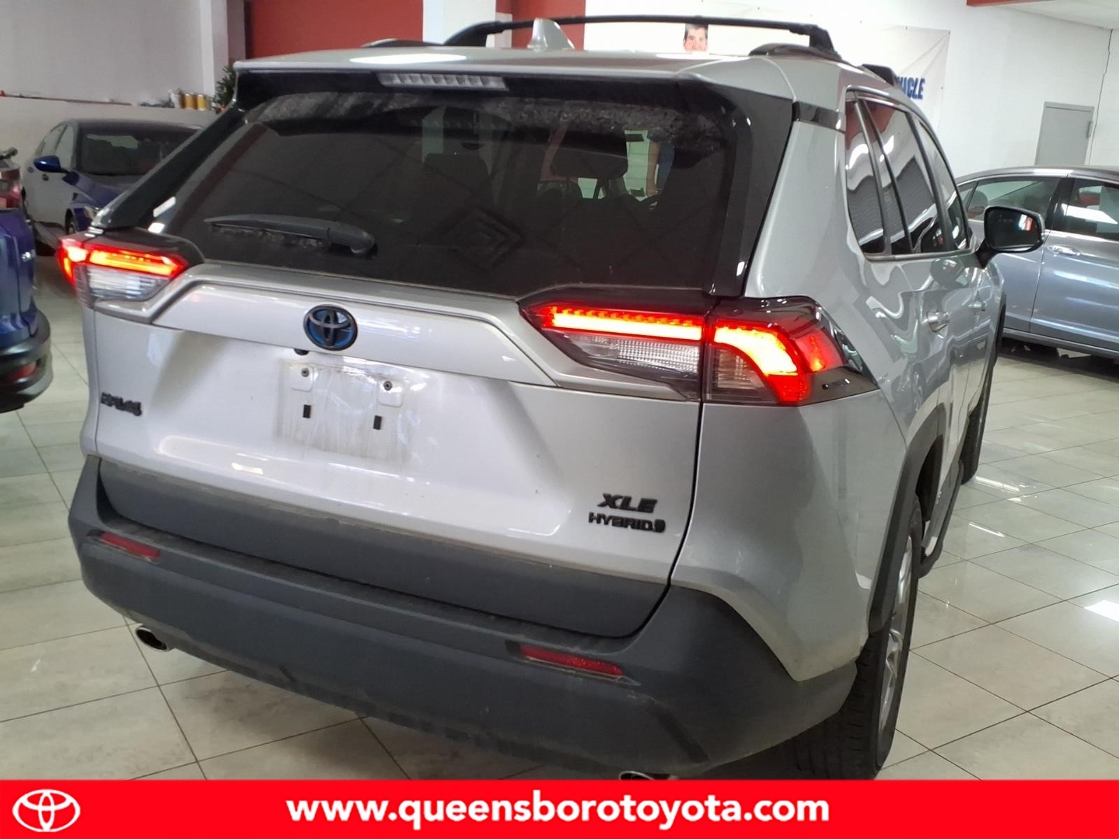 Used 2024 Toyota rav4 Sedan