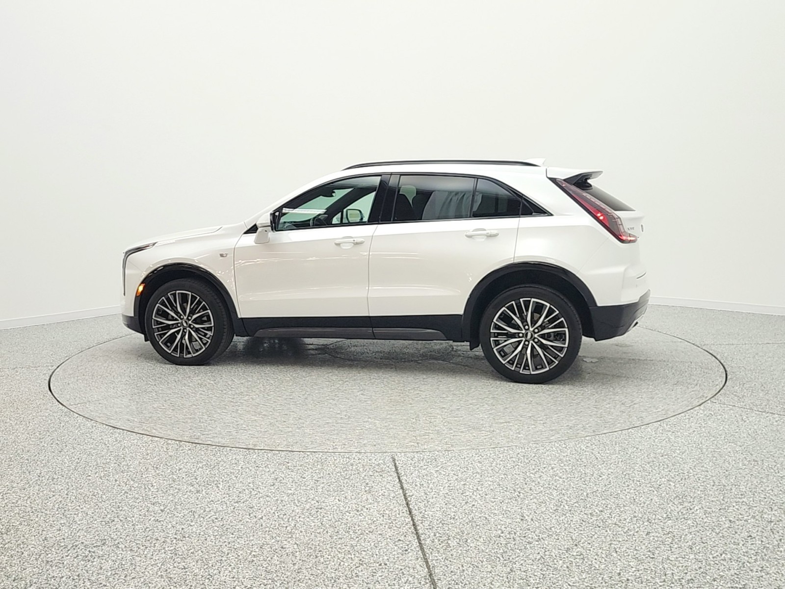 Used 2025 Crystal White Tricoat Cadillac FWD 4dr Sport image 8