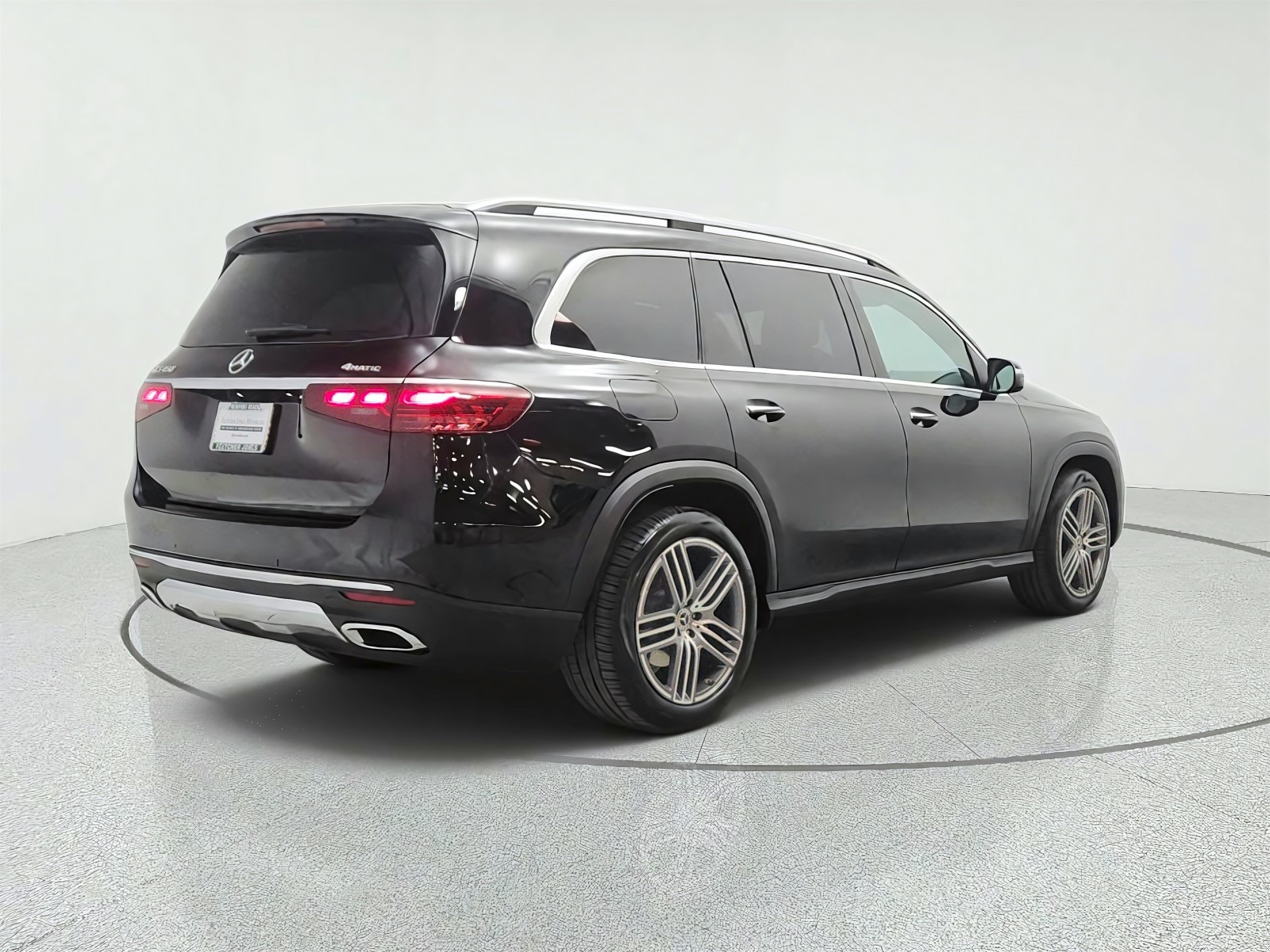 Certified Used 2026 Obsidian Black Metallic Mercedes-Benz GLS 450 4MATIC® SUV image 5
