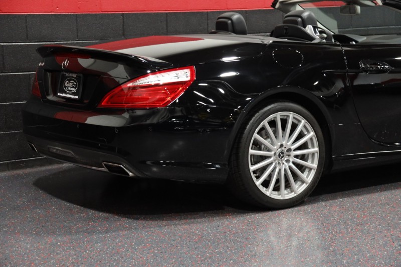 2013 Mercedes-Benz SL550 2dr Convertible in , 