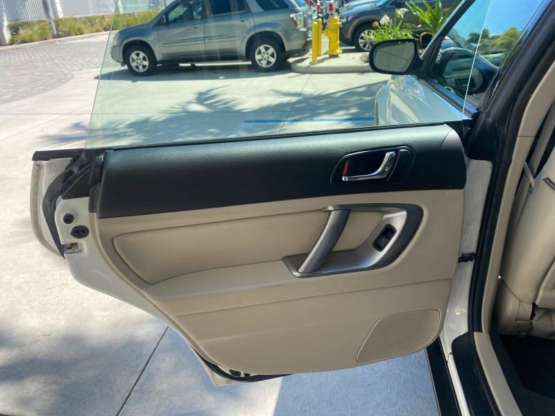 2009 Subaru Outback Special Edition LOW MILES 68,114 in ,