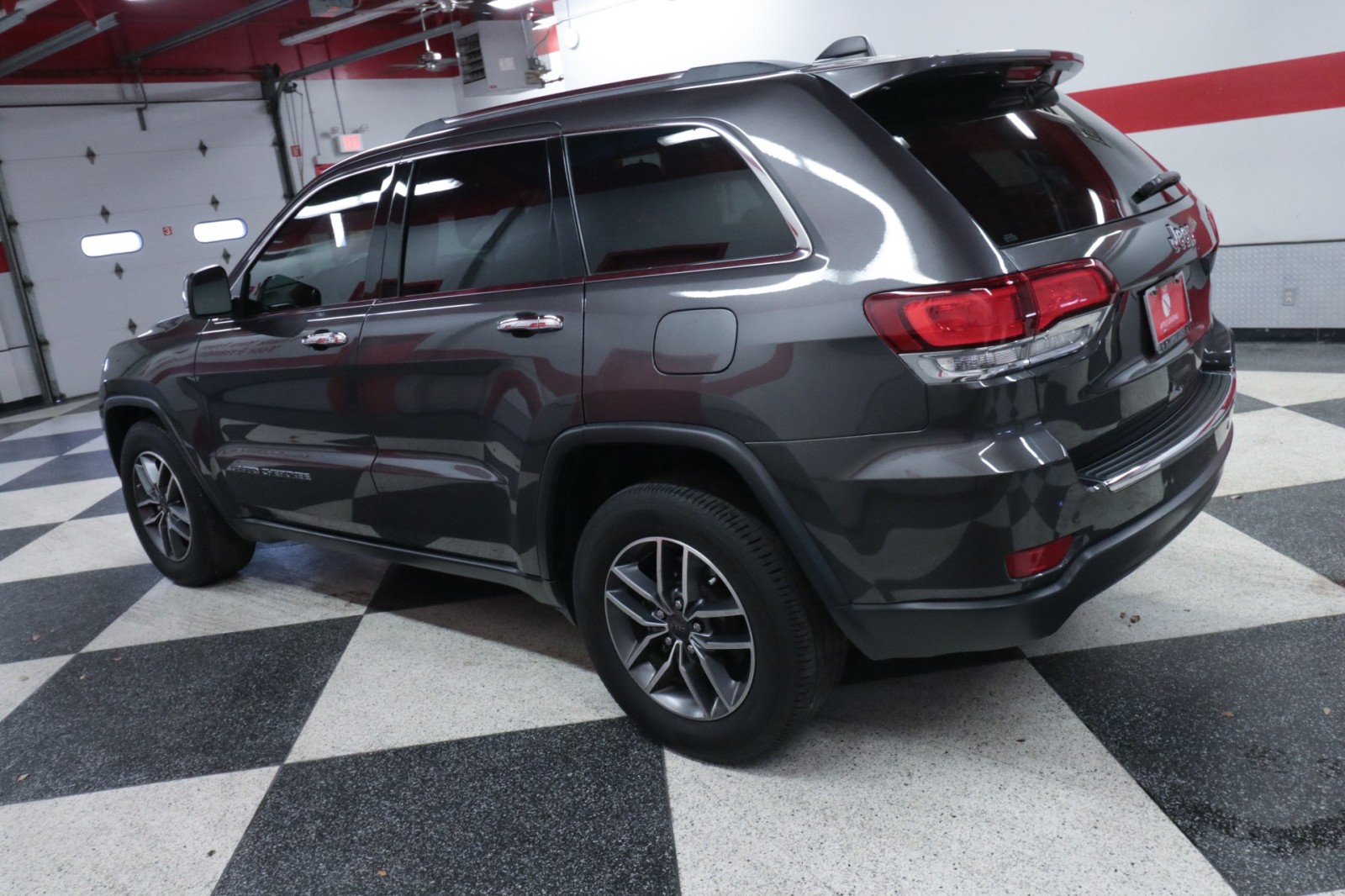 Used Car 2021 Jeep Grand Cherokee  80th Anniversary For Sale Under $25,000 In Austin, Texas