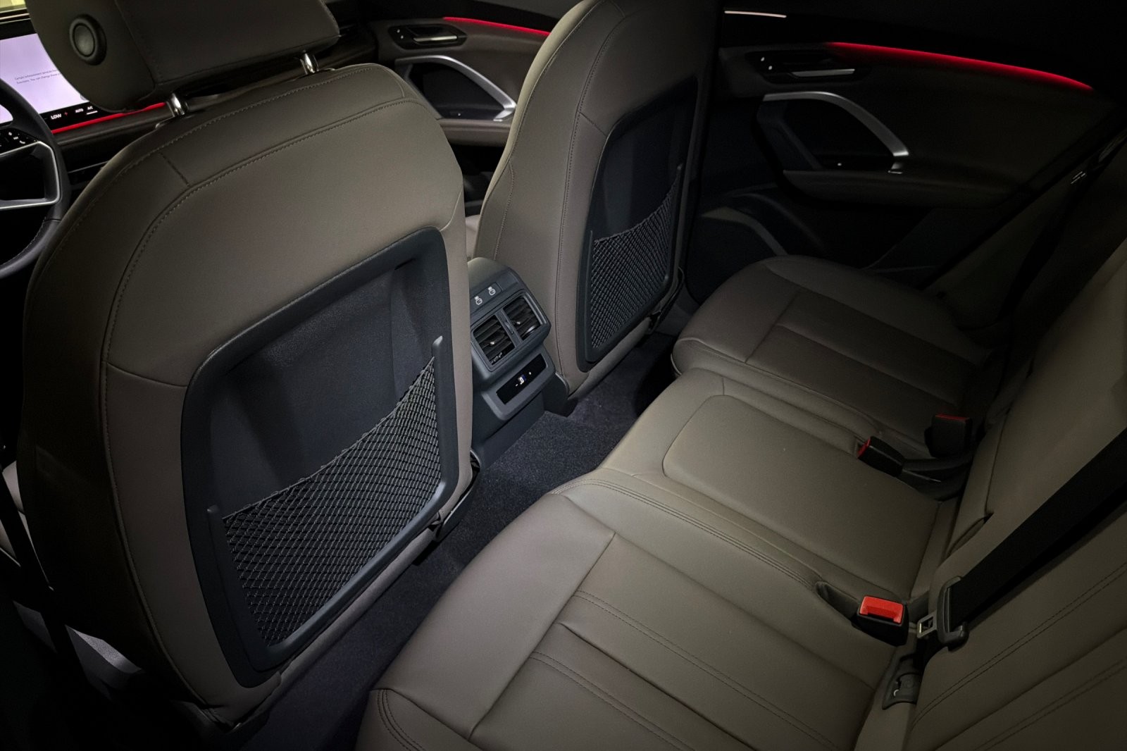 New 2026 Daytona Gray Pearl Effect Audi Premium 2.0 TFSI quattro image 11