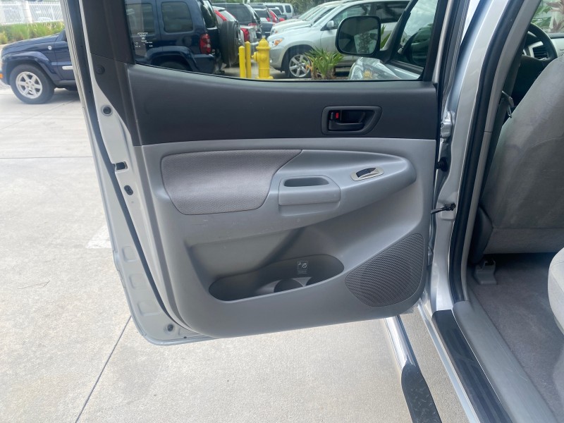 2006 Toyota Tacoma 1 OWNER 4WD CREW CAB in , 