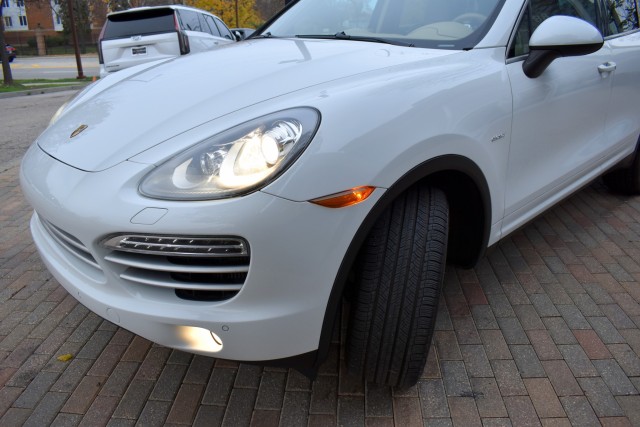 2014 Porsche Cayenne Diesel Platinum Edition 8